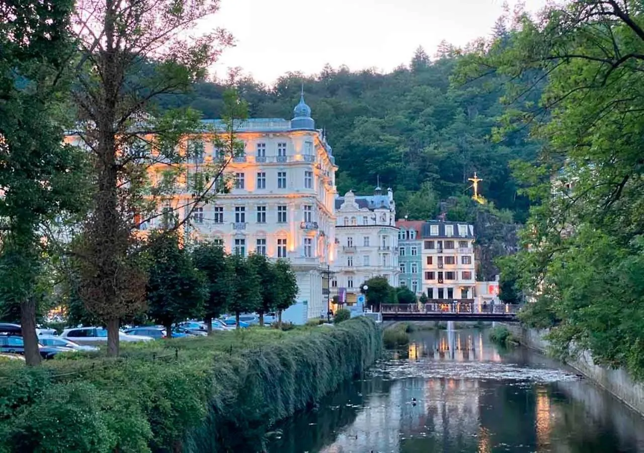 Retro Big Apartment With Two Balconies And Lift Karlsbad 0*,  Tschechische Republik